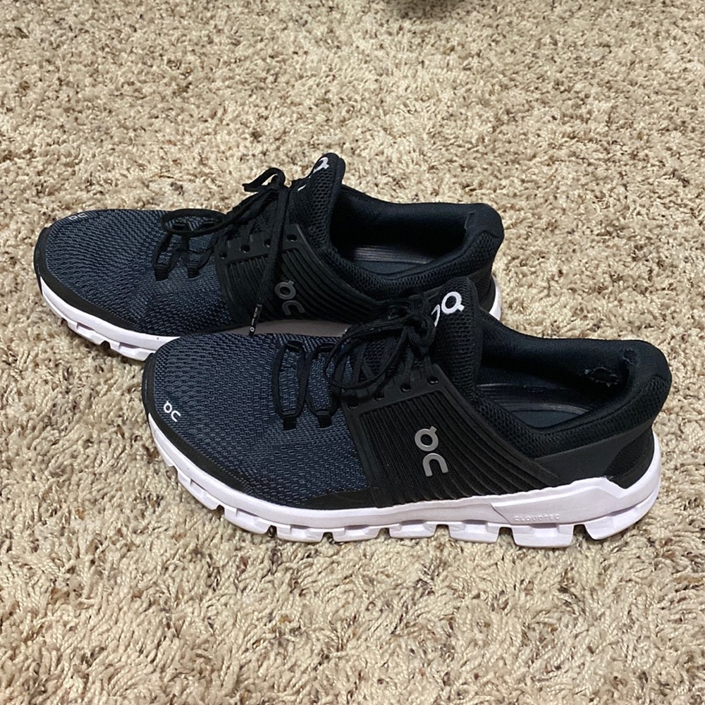 On Cloud Tennis Shoes